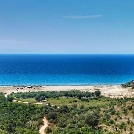 κτημα διαμαντοπουλου παραθεριστική * Kalamaki (Achaea)